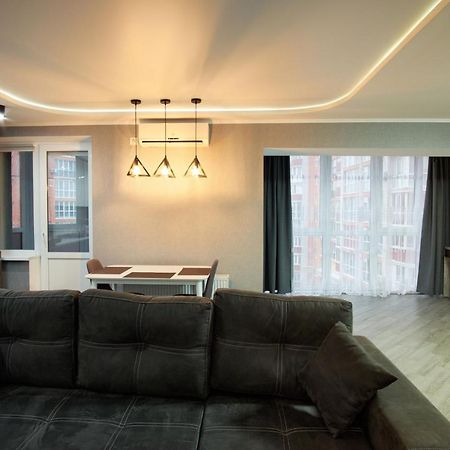 Apartment «Park-Desna» Τσέρνιγκοφ Εξωτερικό φωτογραφία